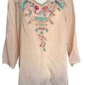 Johnny Was Cream Top with Colorful Embroidery